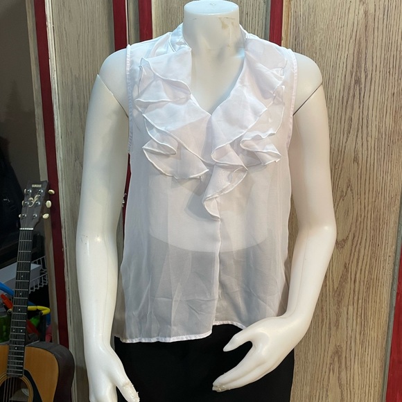 Sheer white sleeveless blouse medium nwt - Picture 1 of 9